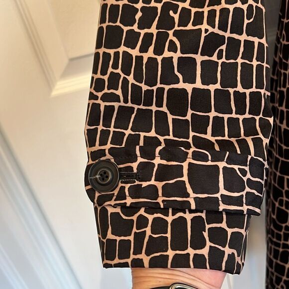 Relatively Black/Tan Animal Print Rain Coat Size L/XL ( see measurements) - Picture 5 of 13